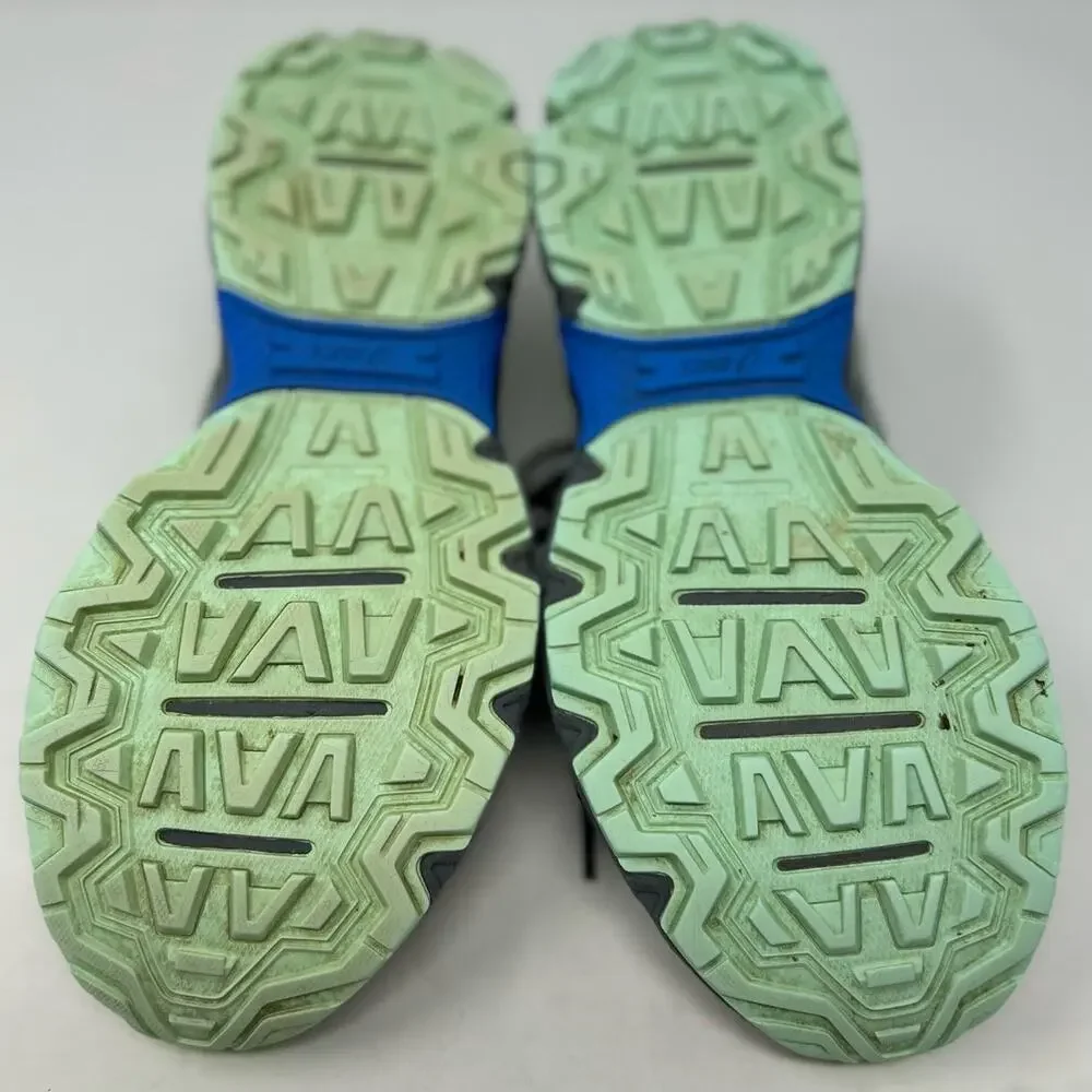 Asics Women's Light Green Gray Canvas Gel Venture 7 Sneakers Size‎ 6